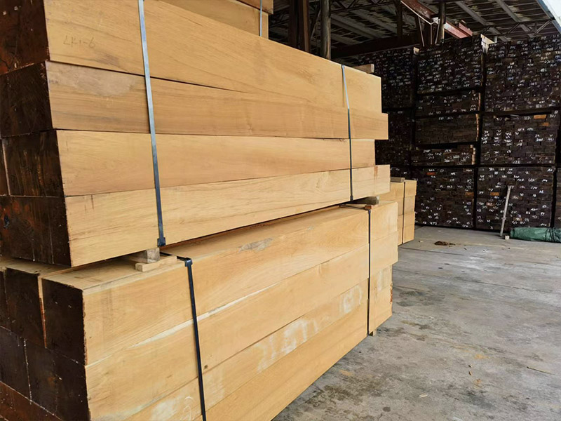 Natural texture sturdy and durable teak wood beam
