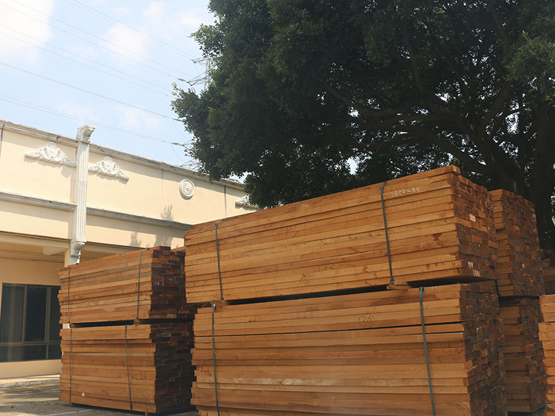 Versatile Burma Teak Lumber for Yacht