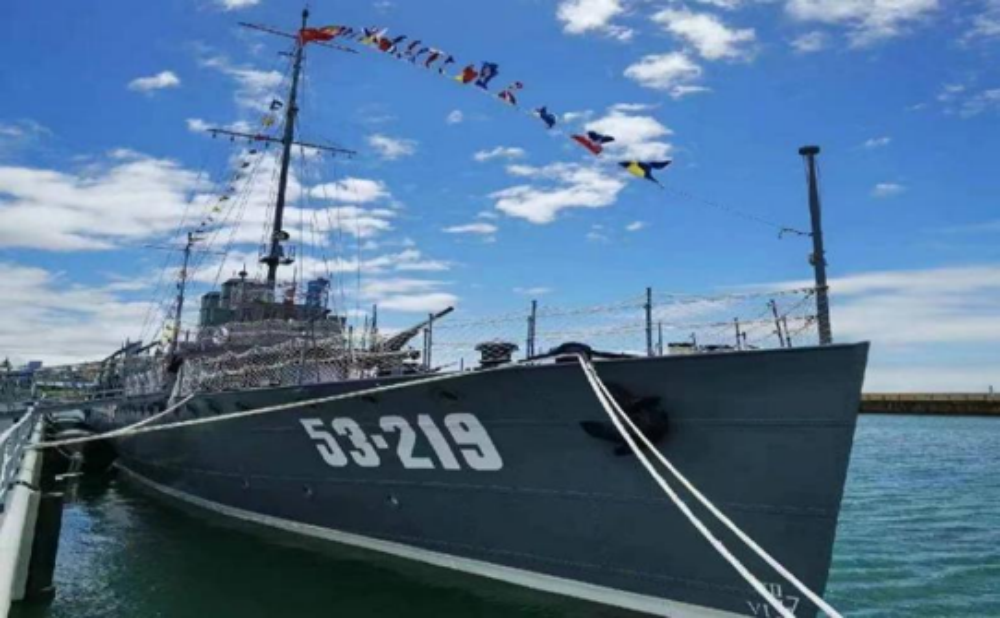 Harmony on the High Seas: Yuli Wood's Decade-Long Partnership with Jiangnan Shipbuilding for Premium Teak Yacht Decks