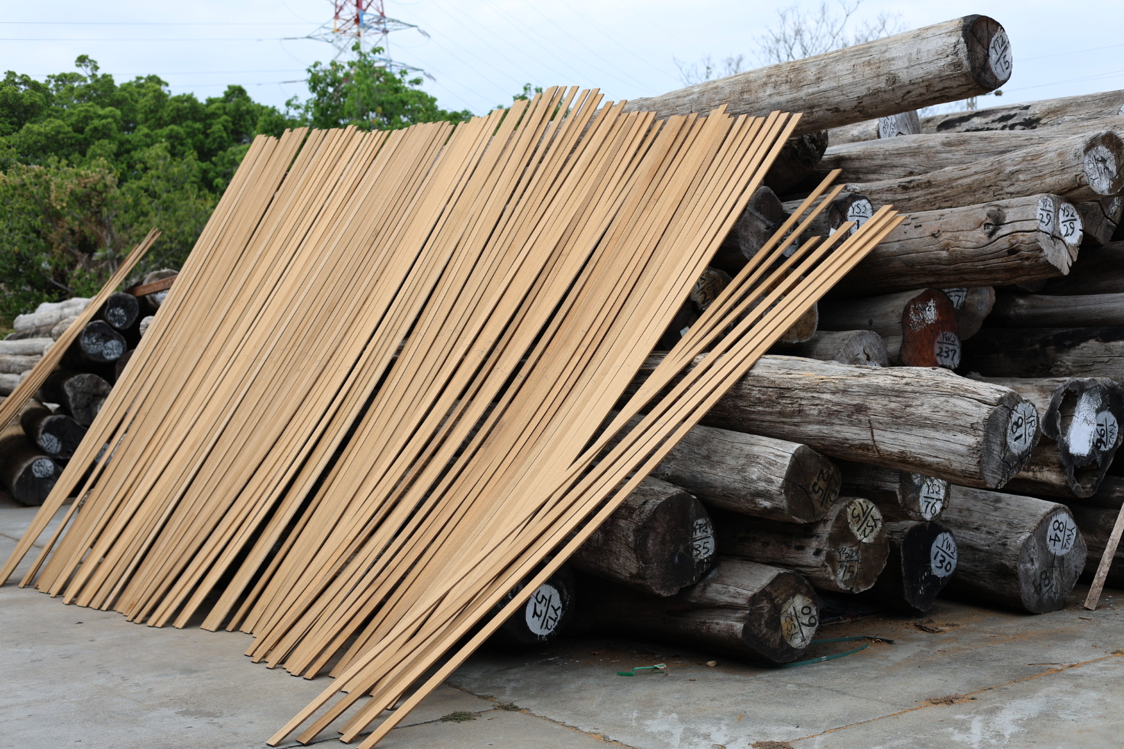Terrance Upgrade Solution :naturally Textured,crack-resistant Teak Decking Strips for Creating Long-lasting,beautiful Outdoor Spaces